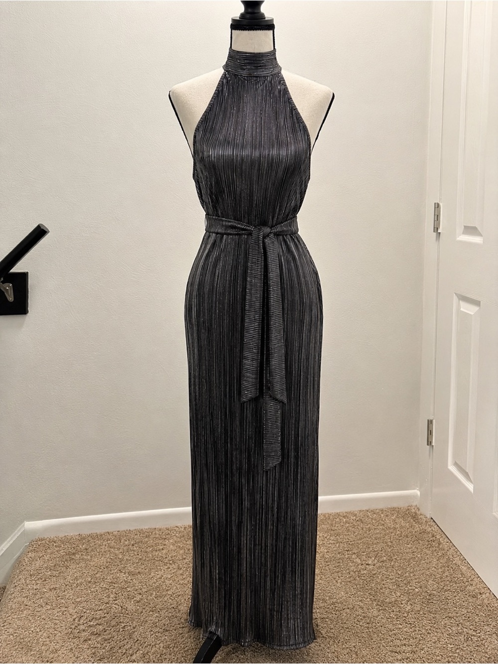 Morgan Taylor Metallic Black Silver Pleated Halter Maxi Dress Size S